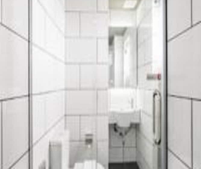 标准三人间, Lazdana Hotel Kuala Lumpur
