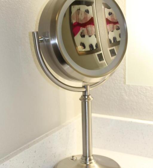 غرفة بيزنس, Radisson Hotel Oakland Airport