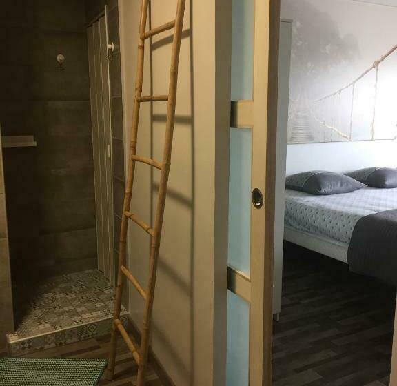 اتاق استاندارد با تخت بزرگ, 1 Chambre, 1 P'tit Dèj', 1 Sourire