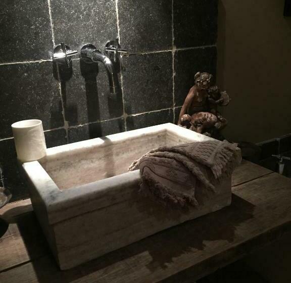 Номер Стандарт, La Maison Rousseau Chambre D Hôtes