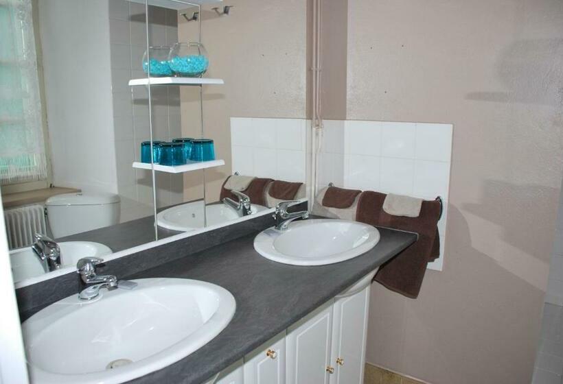 Номер Стандарт Трехместный, Chambres D Hôtes Le Clos Ambels
