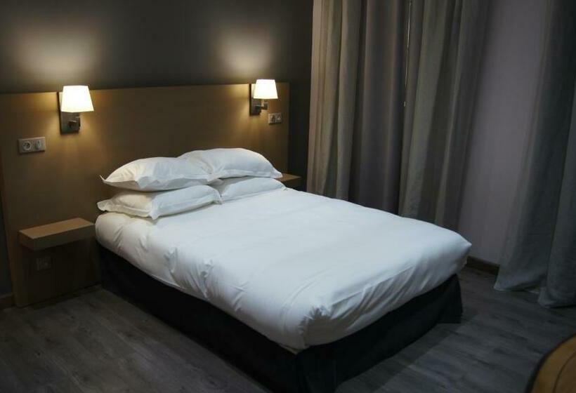 Номер Стандарт, Auberge Du Cheval Blanc