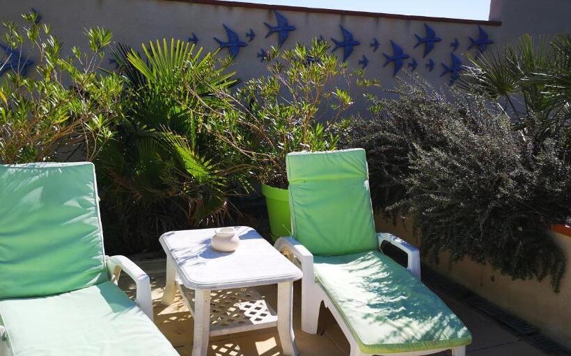 Family Suite, Douce France 82