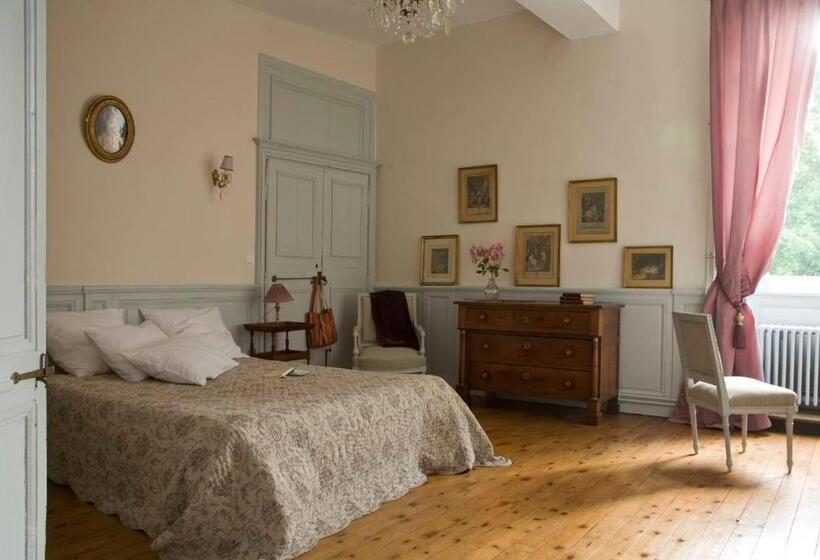 高级大房间, Manoir De La Villeneuve