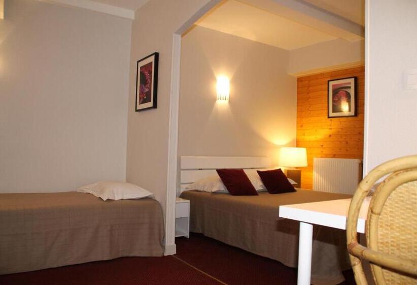 Четырехместный Номер Стандарт, Hôtel Rivière