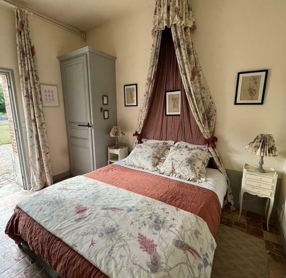 Номер Стандарт, Chateau D  Emalleville