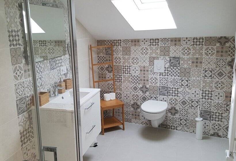Дом 3 Спальни, Le Castel Guesthouse