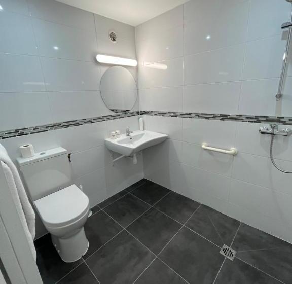 Номер Стандарт, Fasthotel La Roche Sur Yon