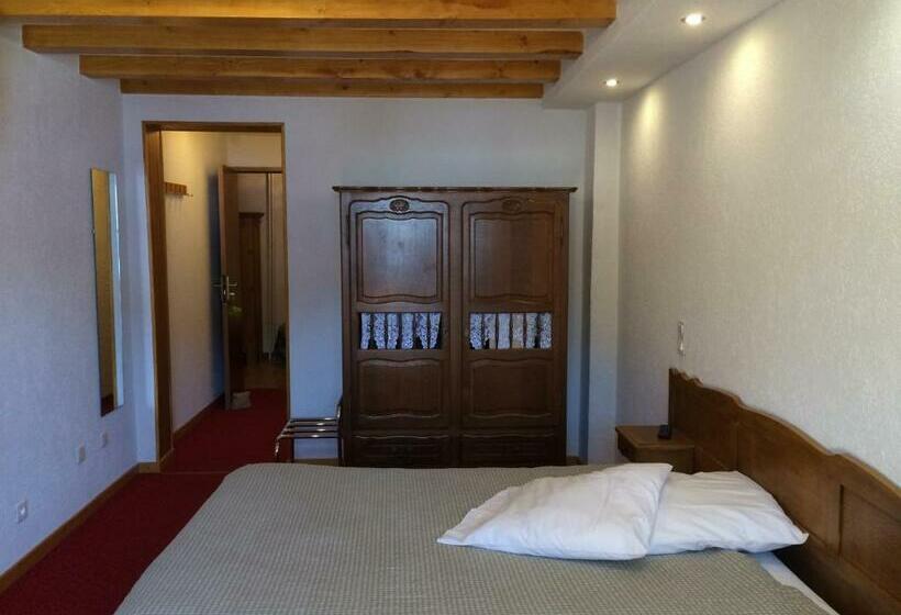 Номер Стандарт Трехместный, Chalet Hôtel Du Borderan