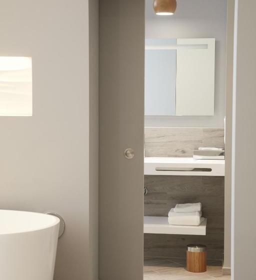 キングサイズベッドのデラックスルーム, Logis Hôtel   Restaurant Maison Claude Darroze