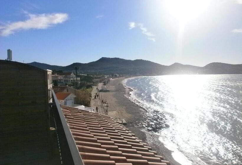 Трехместный Superior Вид на Море, Hôtel Chanteplage