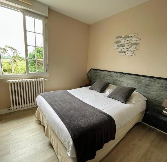 Номер Стандарт Вид на Сад, Hôtel De La Mer   Deauville Blonville   Boutique Hôtel De Charme Vue Mer Ou Campagne   Accès Direct