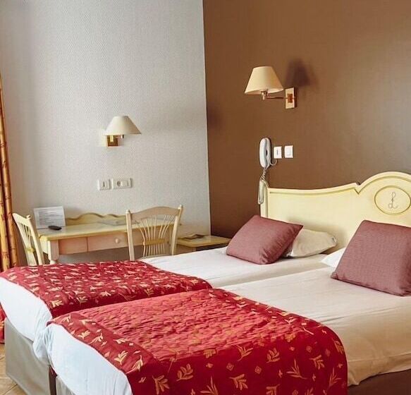 Номер Стандарт, Logis Hotel & Restaurant L Etape Bouc Bel Air   Gardanne