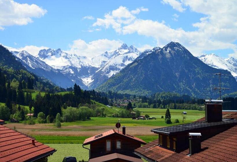 Студио Стандарт с Видом, Familien  Und Wellnesshotel Landhaus Viktoria