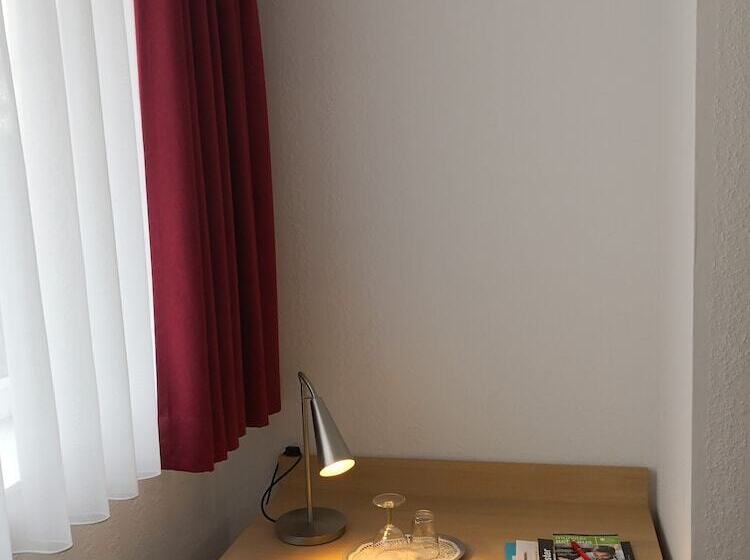 スタンダードトリプルルーム, Haus Vom Guten Hirten