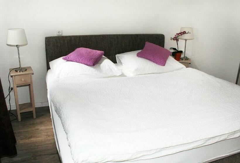 اتاق استاندارد, Klenkes Am Bahnhof