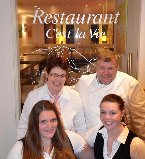 Номер Стандарт Вид на Горы, Restaurant Bellevue