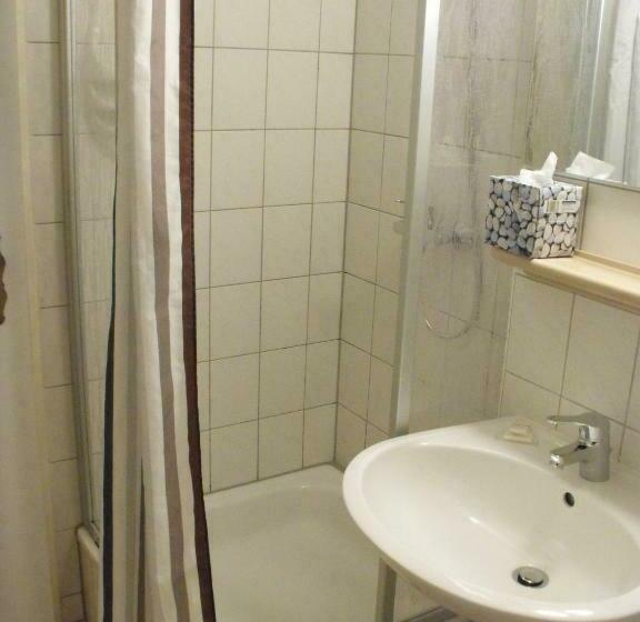 اتاق استاندارد, Landhotel Possendorf