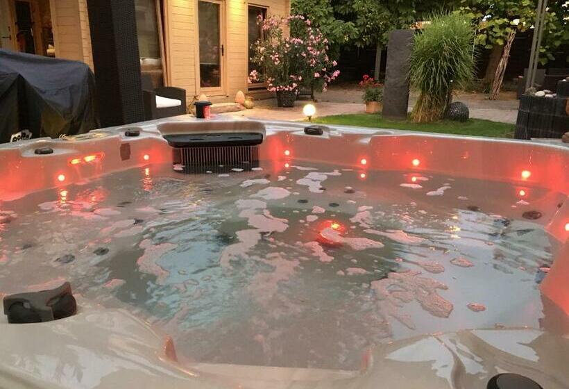 Номер Стандарт, Schützenhof Spa Garden