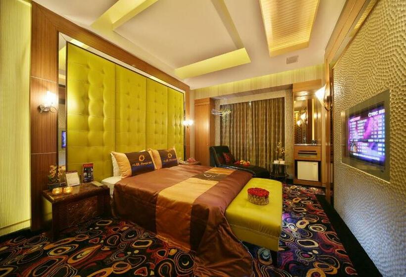 اتاق استاندارد, Shining Motel