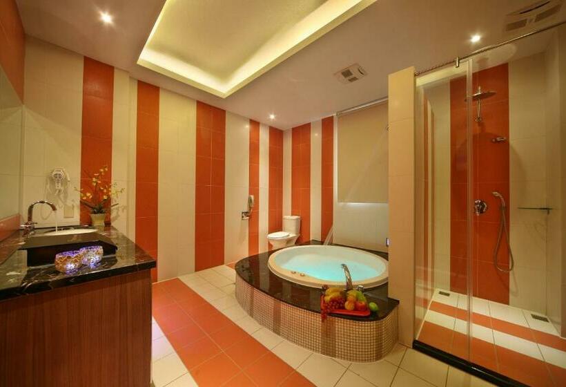 اتاق استاندارد, Shining Motel