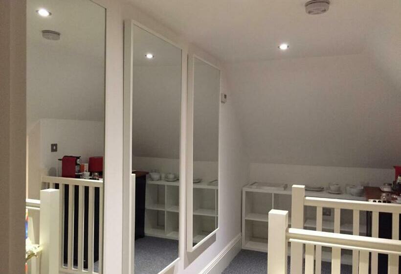 غرفة سوبيريور سرير كينج, Montpellier House