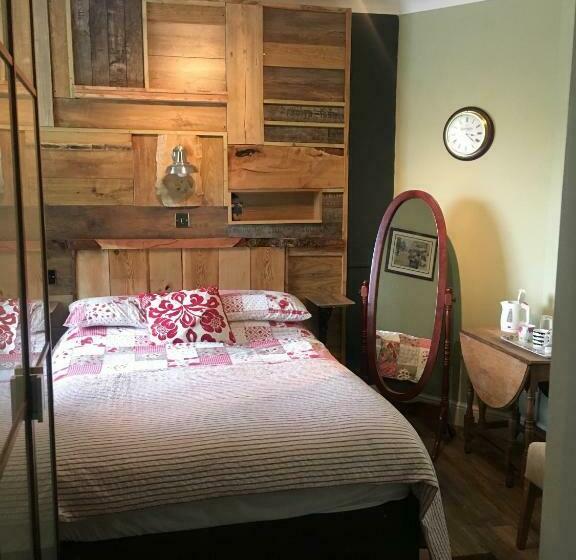 Номер Стандарт, Kings Arms Inn