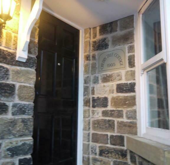 Superior-huone, Dimple Well Lodge