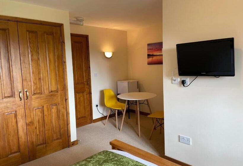 Номер Стандарт, Sunset House B&b
