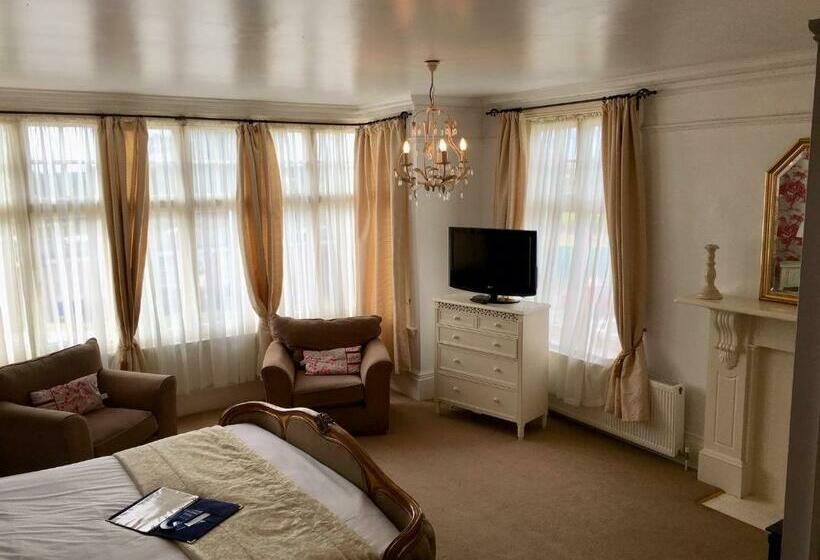 디럭스 룸, Blyth