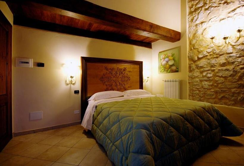 Номер Стандарт, Palazzo Del Papa Agriturismo