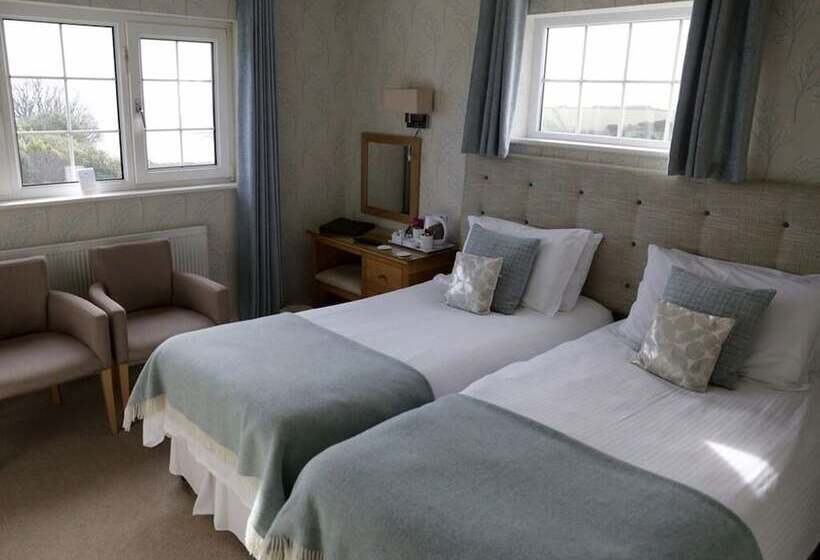 Superior Room Sea View, Trelawne