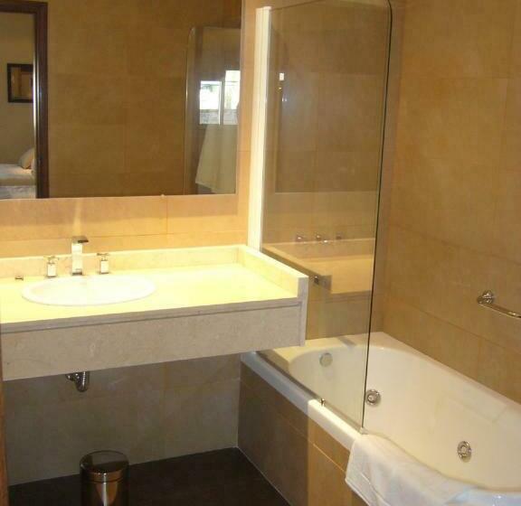 جناح سوبيريور, 646 Hotel Balcarce