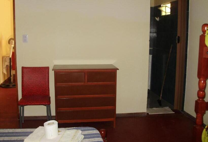 Семейный Номер, Hostal Benjamin