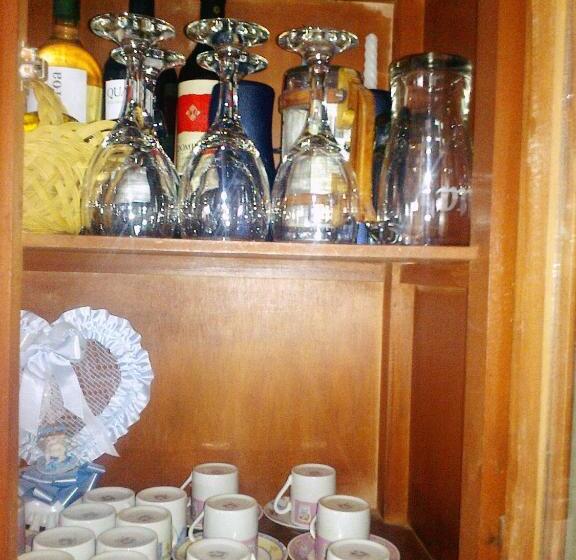 Дом 2 Спальни, Hostal Benjamin