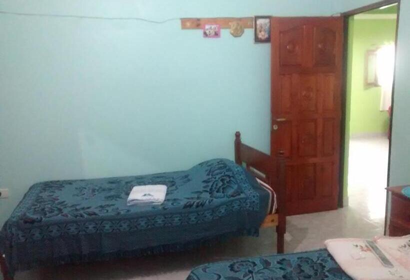 خانه 2 خوابه, Hostal Benjamin