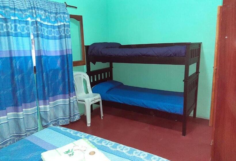 اتاق خانوادگی, Hostal Benjamin