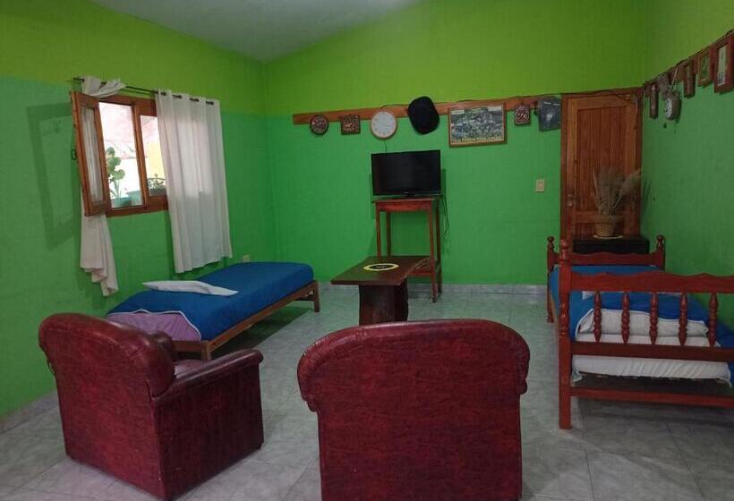 خانه 2 خوابه, Hostal Benjamin