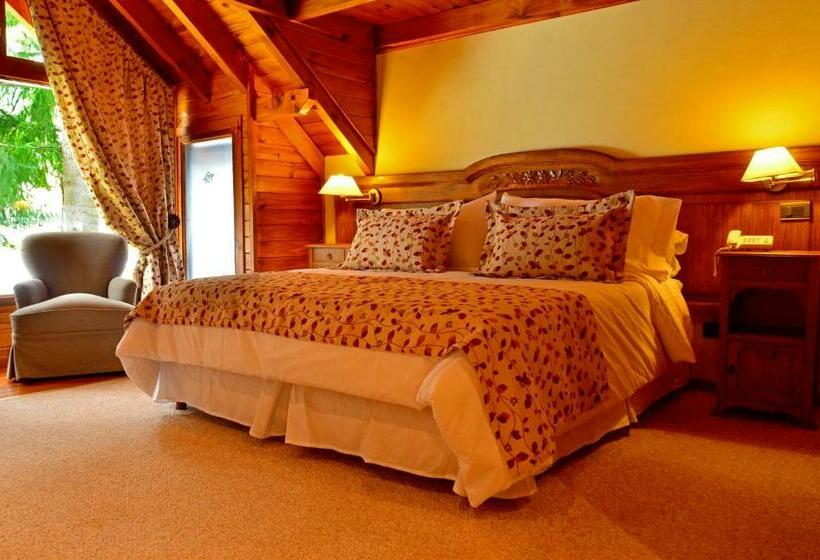 اتاق استاندارد با چشم‌انداز دریاچه, Dos Bahias Lake Resort