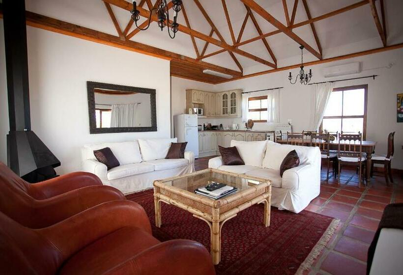 Дом 2 Спальни, Eikelaan Farm Cottages