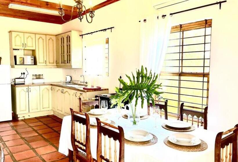 Дом 2 Спальни, Eikelaan Farm Cottages