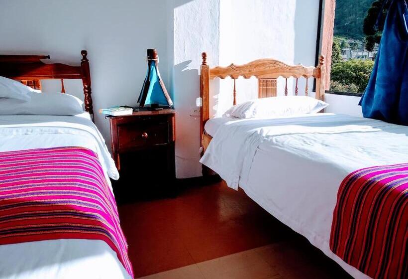 标准三人间, Erupcion Art Hotel & Hostel