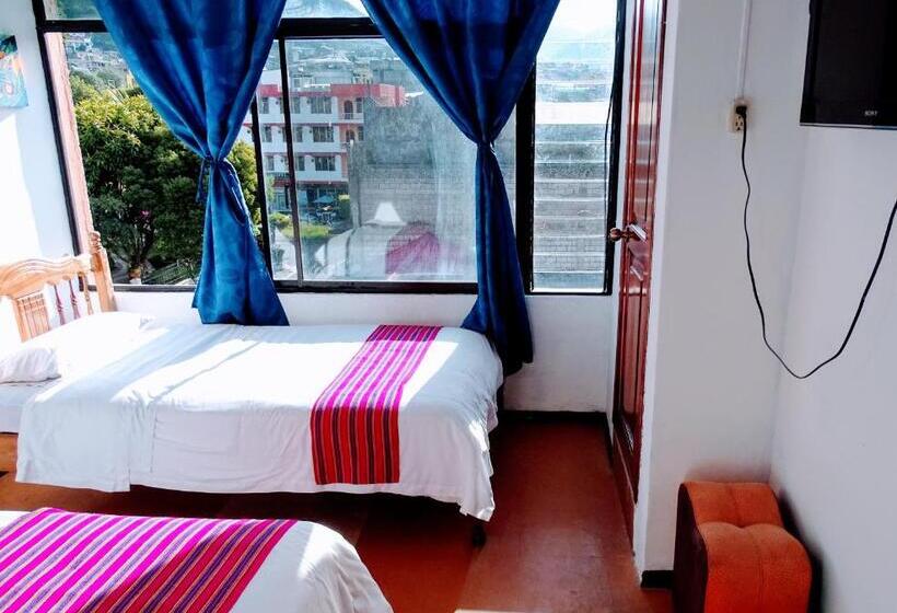 Номер Стандарт Трехместный, Erupcion Art Hotel & Hostel