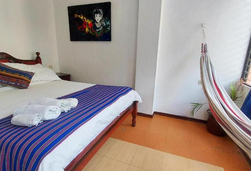 标准间带山景, Erupcion Art Hotel & Hostel