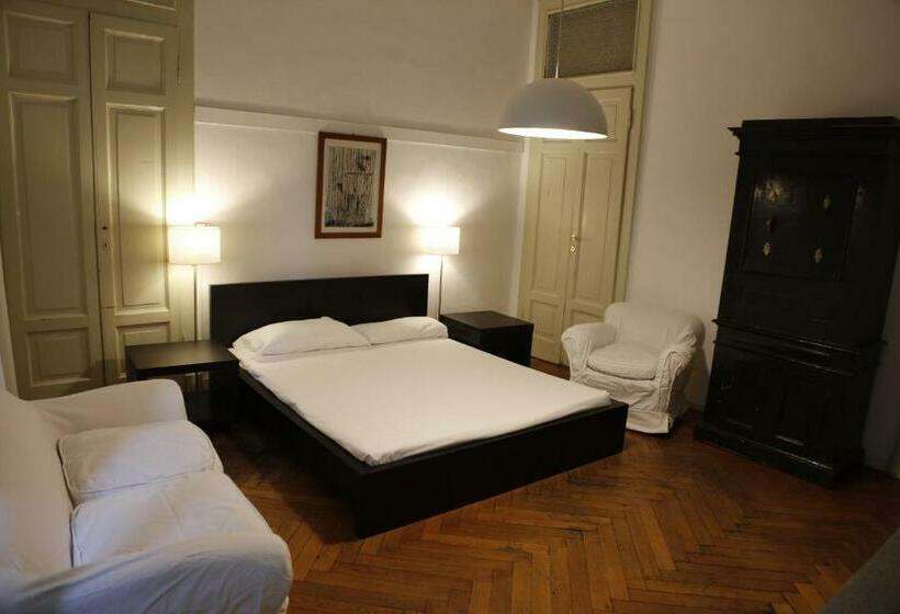 آپارتمان خانوادگی, Apart Hotel Lupetta 5