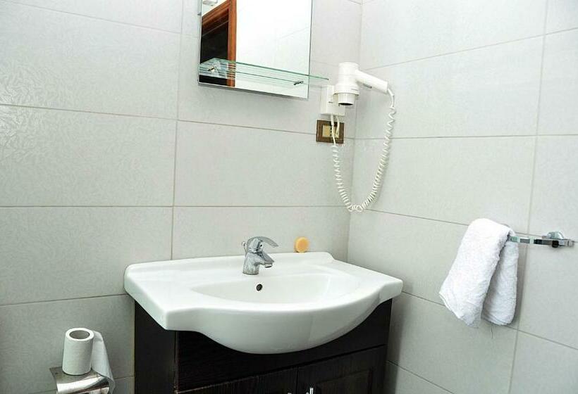 اتاق استاندارد, Bashtamal Hotel Suites
