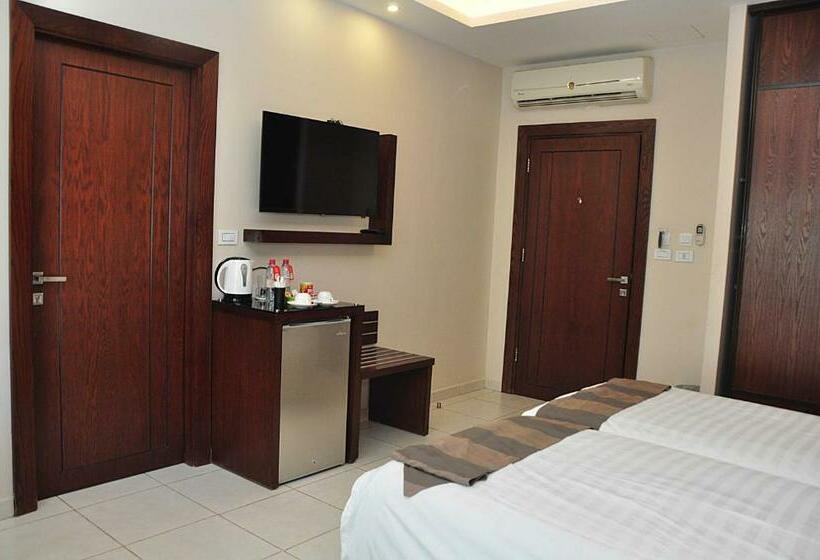 اتاق استاندارد, Bashtamal Hotel Suites