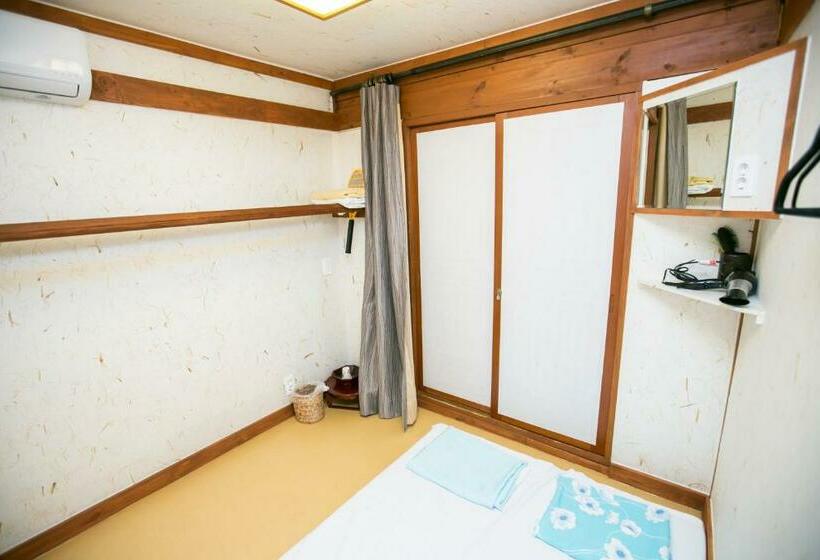 스탠다드 룸 공동 욕실, Bukchonmaru Hanok Guesthouse