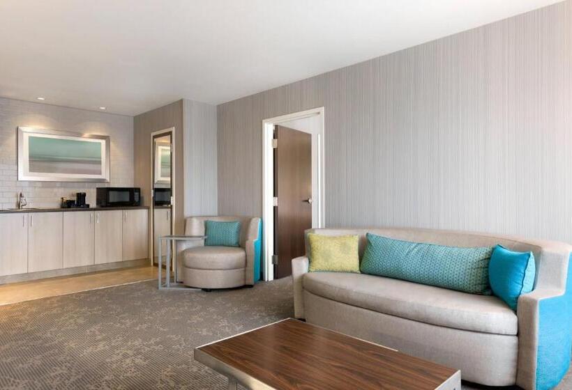 Suite King Size Seng, Courtyard By Marriott Toronto Mississauga/west