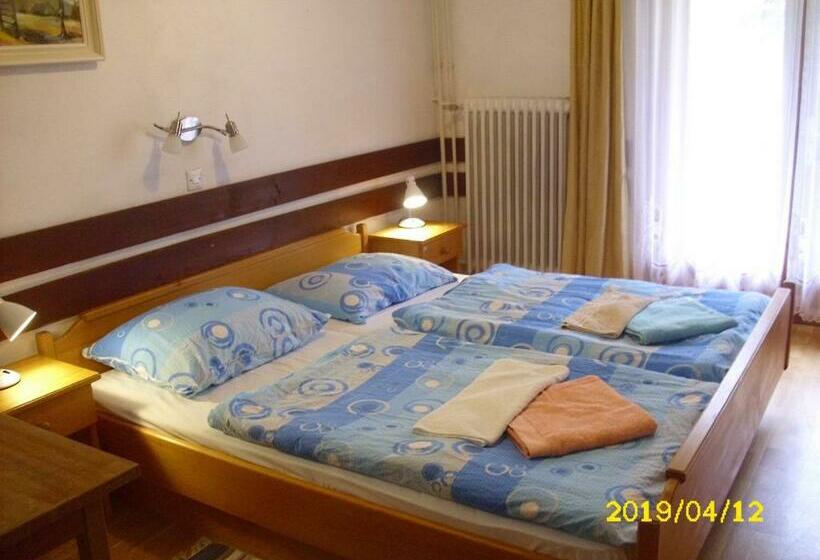 اتاق استاندارد با بالکن, Sobe In Apartmaji Pri Ukcu
